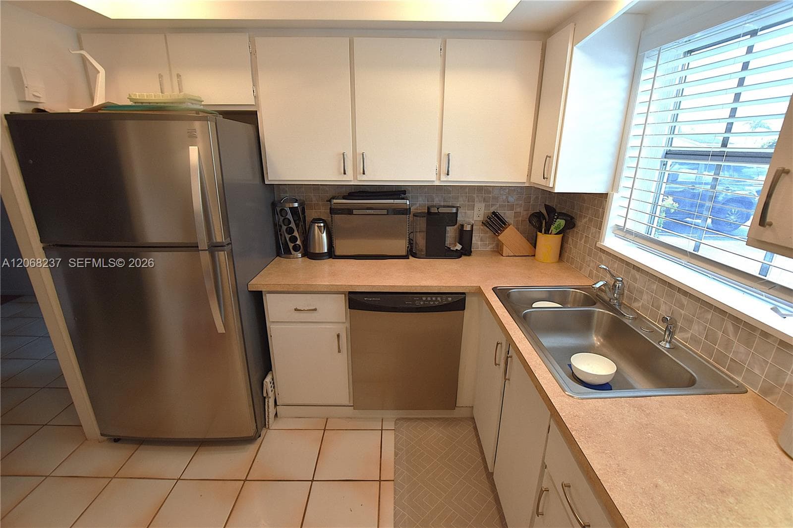 2666 Emory Dr east # F, West Palm Beach FL 33415 - West Palm Beach, FL - Photo 1