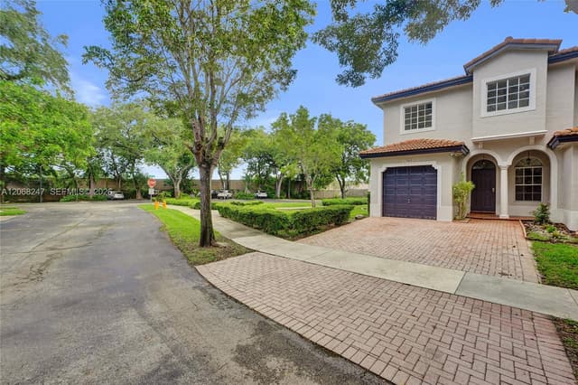 11969 SW 81st St, Miami FL 33183 - Miami, FL - Photo 3