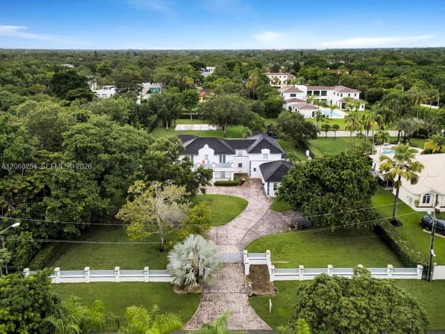 13880 SW 68th Ave, Palmetto Bay FL 33158 - Palmetto Bay, FL - Photo 6