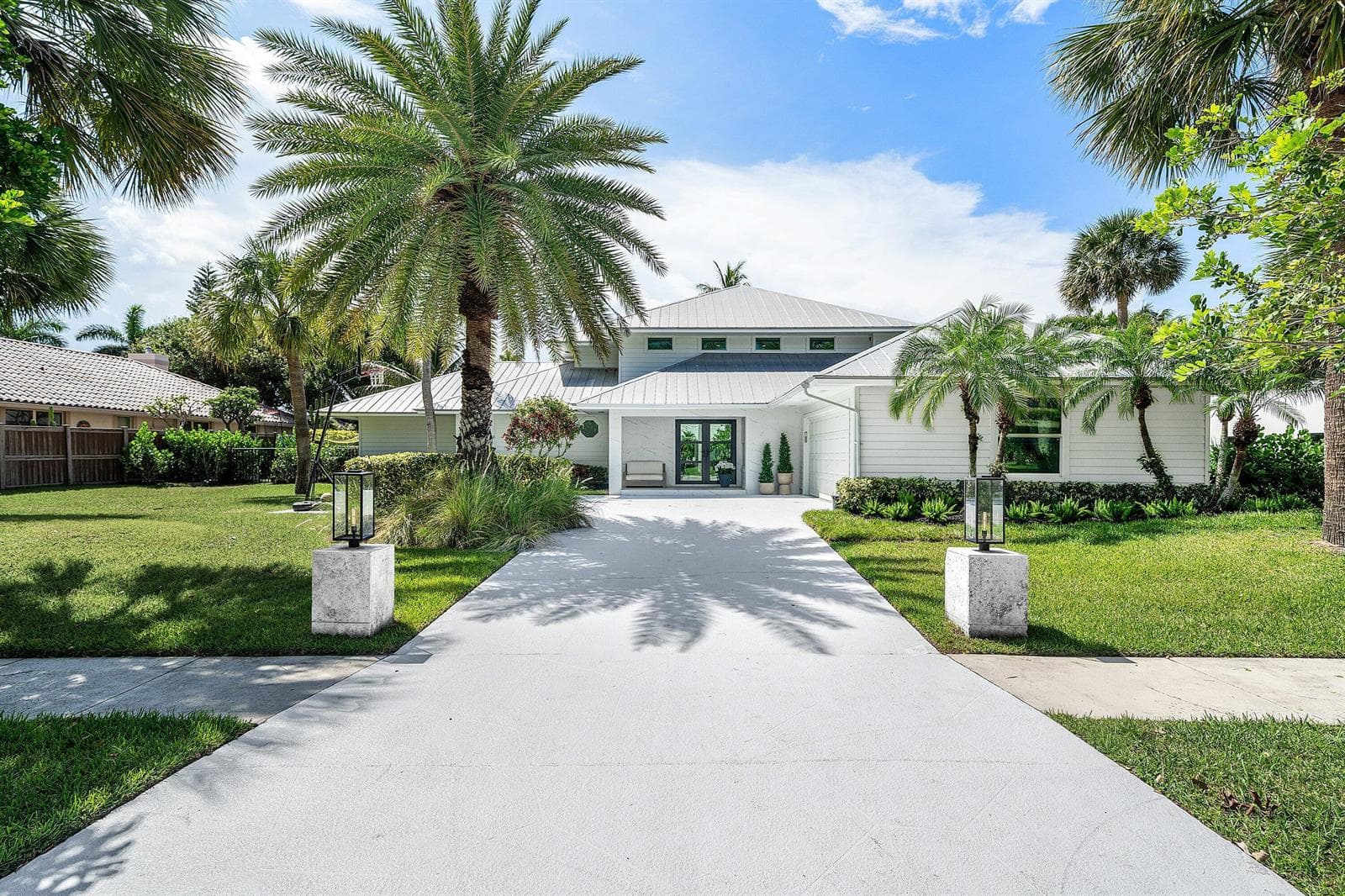 139 Rotunda Drive, Jupiter FL 33477 - Jupiter, FL - Photo 1