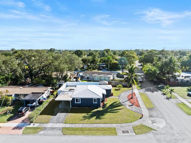 1900 SW 33rd Avenue, Fort Lauderdale FL 33312 - Fort Lauderdale, FL - Photo 7