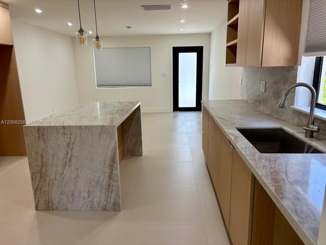 10821 SW 63rd St, Miami FL 33173 - Miami, FL - Photo 6