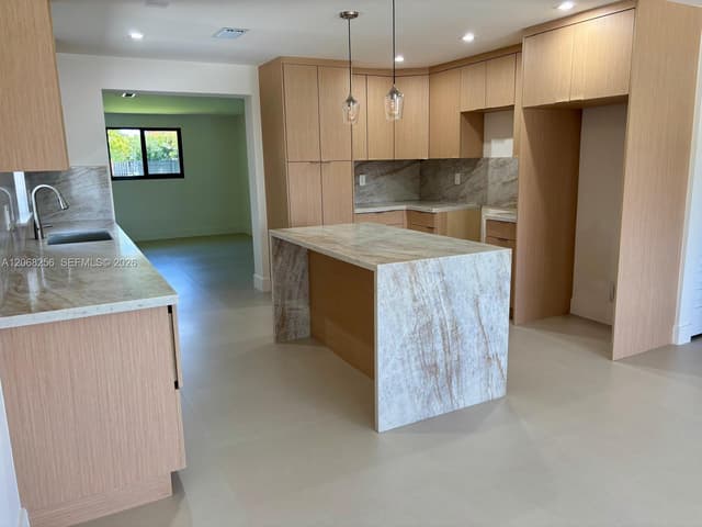 10821 SW 63rd St, Miami FL 33173 - Miami, FL - Photo 4
