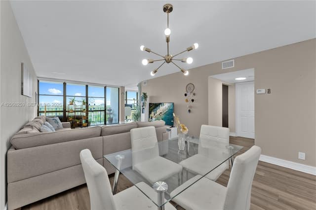 1000 Parkview Dr # 1007, Hallandale Beach FL 33009 - Hallandale Beach, FL - Photo 5