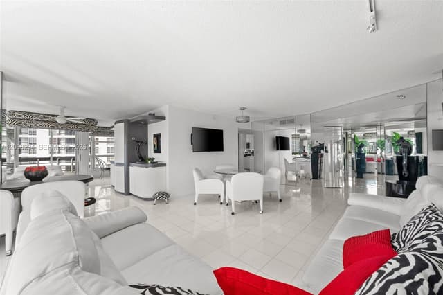 19101 NE 36th Ct # 807, Aventura FL 33180 - Aventura, FL - Photo 6