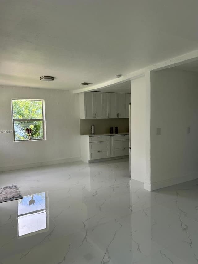 22115 SW 115th Ave, Miami FL 33170 - Miami, FL - Photo 5