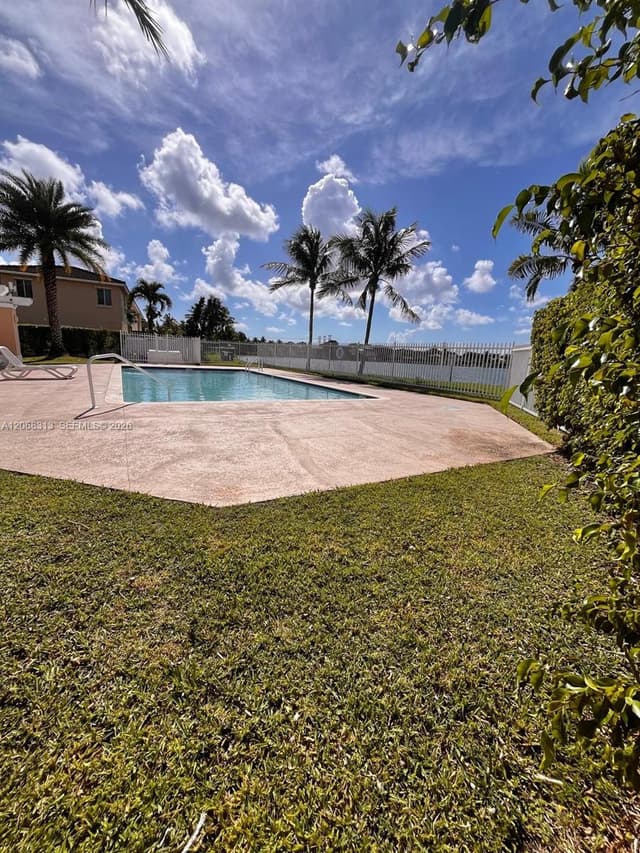 17722 SW 141st Ct, Miami FL 33177 - Miami, FL - Photo 2