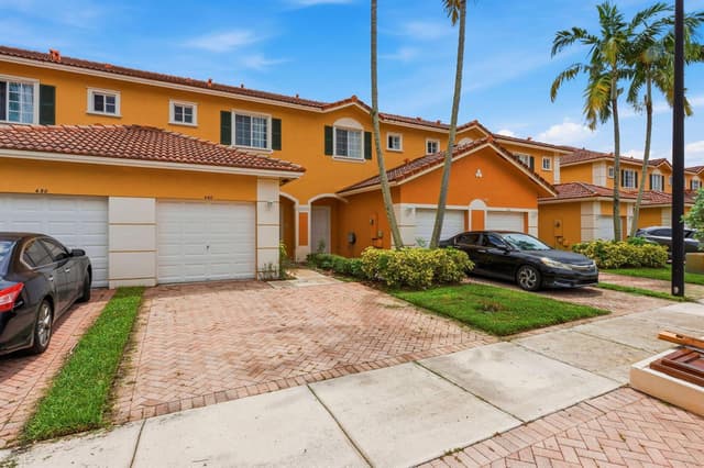 460 PRINCESS Drive, Margate FL 33068 - Margate, FL - Photo 2