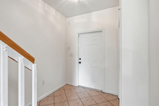 460 PRINCESS Drive, Margate FL 33068 - Margate, FL - Photo 7