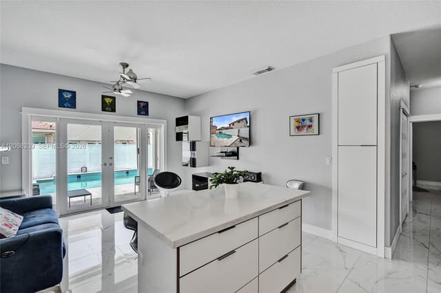 8816 NW 149th Ter, Miami Lakes FL 33018 - Miami Lakes, FL - Photo 7