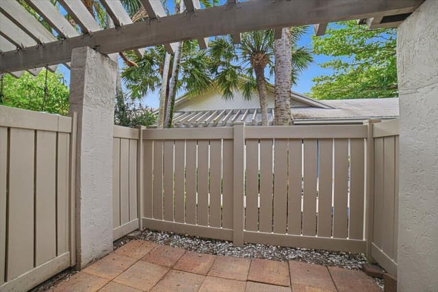 4846 NW 22ND Street # 4160, Coconut Creek FL 33063 - Coconut Creek, FL - Photo 3