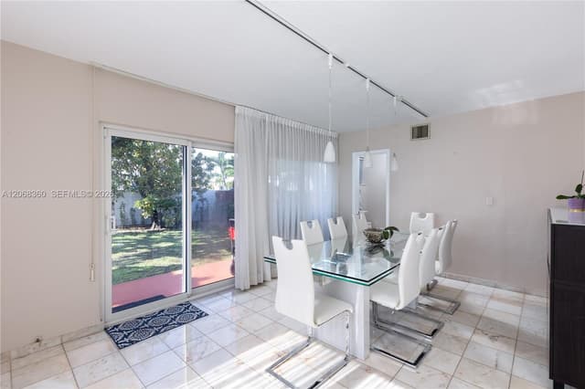 2250 SW 17th Ave, Miami FL 33145 - Miami, FL - Photo 7