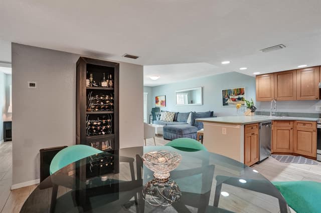 3004 NE 5TH Terrace # C, Wilton Manors FL 33334 - Wilton Manors, FL - Photo 5