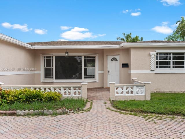 4545 NW 39th St, Lauderdale Lakes FL 33319 - Lauderdale Lakes, FL - Photo 6