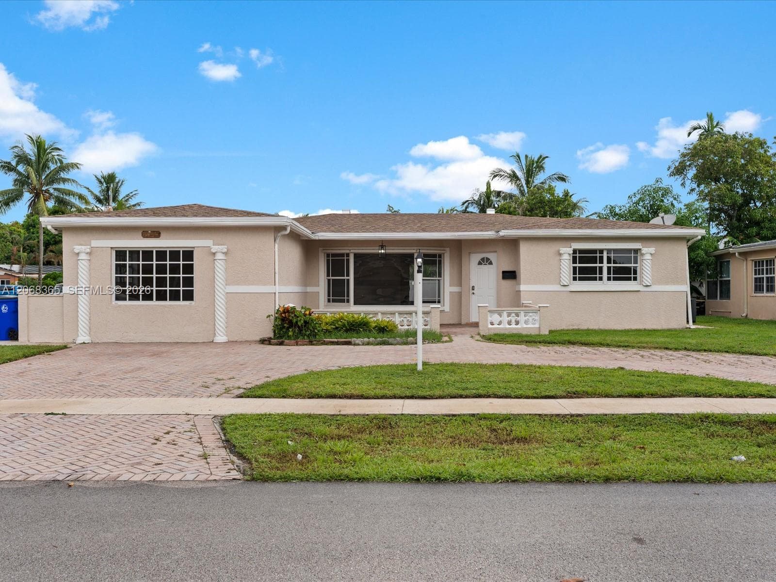 4545 NW 39th St, Lauderdale Lakes FL 33319 - Lauderdale Lakes, FL - Photo 1