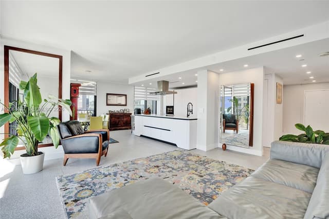 520 Brickell Key Dr # A1015, Miami FL 33131 - Miami, FL - Photo 2