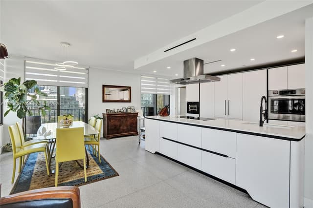 520 Brickell Key Dr # A1015, Miami FL 33131 - Miami, FL - Photo 3