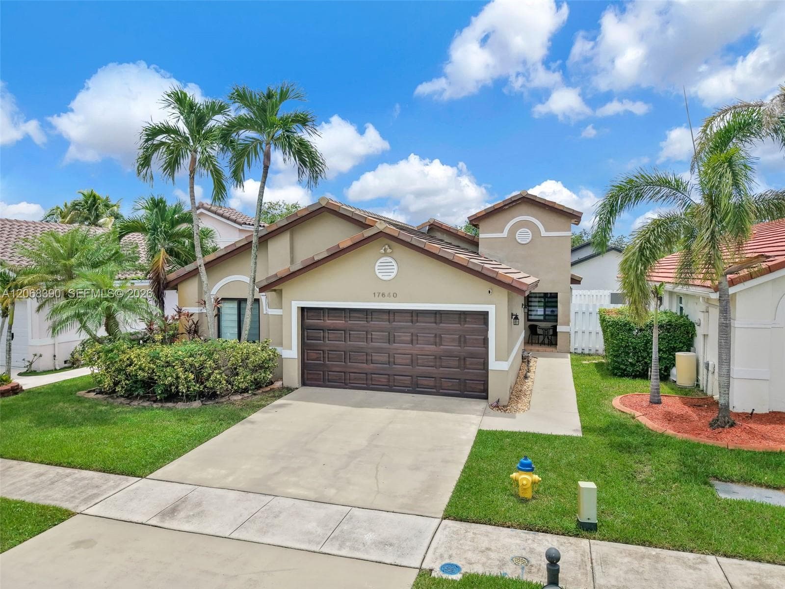 17640 SW 4th Ct, Pembroke Pines FL 33029 - Pembroke Pines, FL - Photo 1