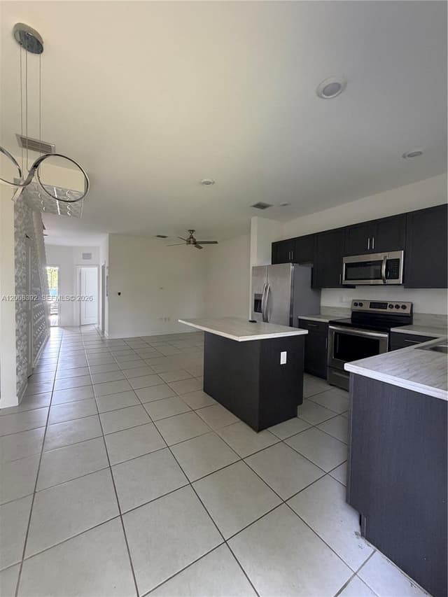 2739 SE 17th St, Homestead FL 33035 - Homestead, FL - Photo 3