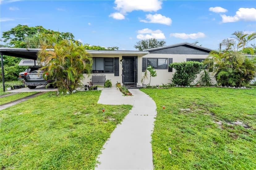 1365 NW 192nd Ter, Miami Gardens FL 33169