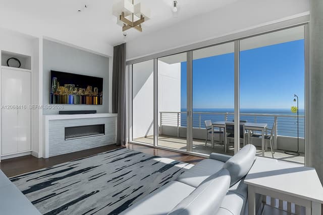 900 Brickell Key Blvd # 2904, Miami FL 33131 - Miami, FL - Photo 2