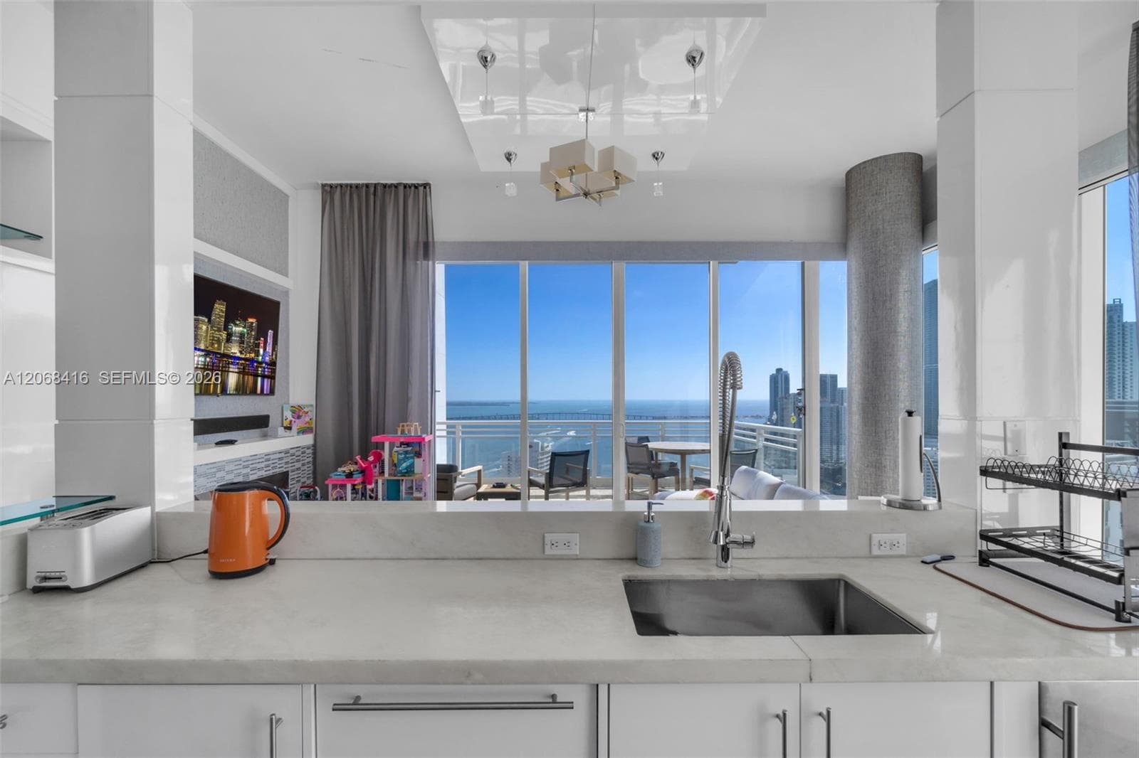 900 Brickell Key Blvd # 2904, Miami FL 33131 - Miami, FL - Photo 1