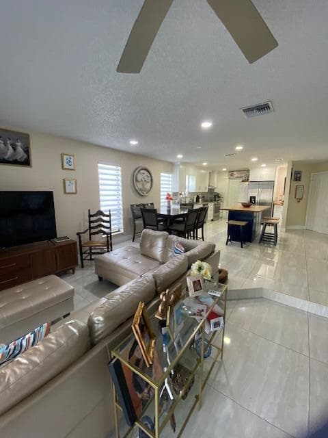 1701 WOODBRIDGE LAKES Circle, West Palm Beach FL 33406 - West Palm Beach, FL - Photo 3