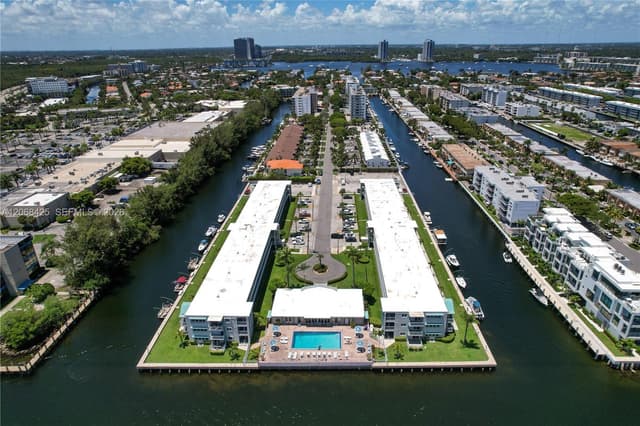 3922 NE 166th St # S303, North Miami Beach FL 33160 - North Miami Beach, FL - Photo 3