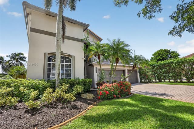 600 SW 167th Way, Pembroke Pines FL 33027 - Pembroke Pines, FL - Photo 3