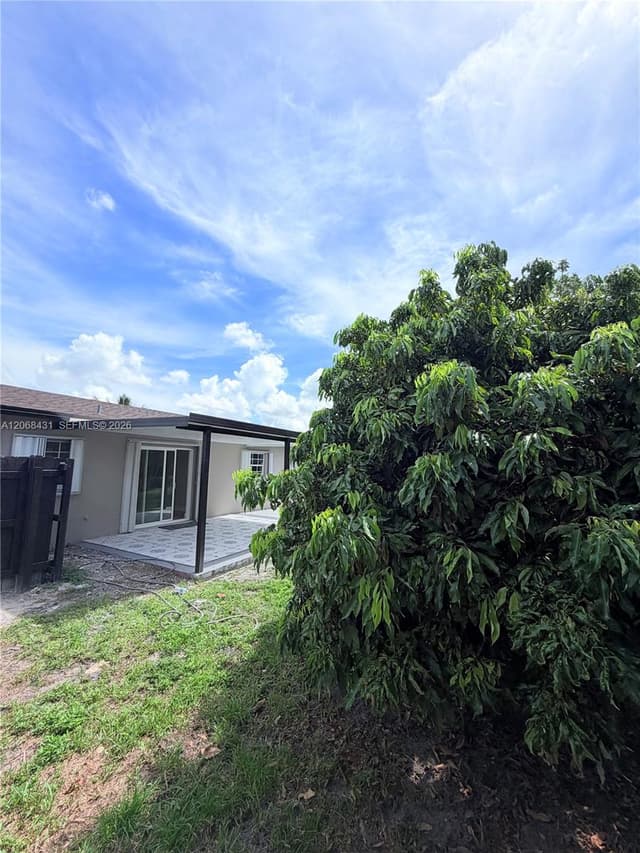 4492 NW 180th St, Miami Gardens FL 33055 - Miami Gardens, FL - Photo 6