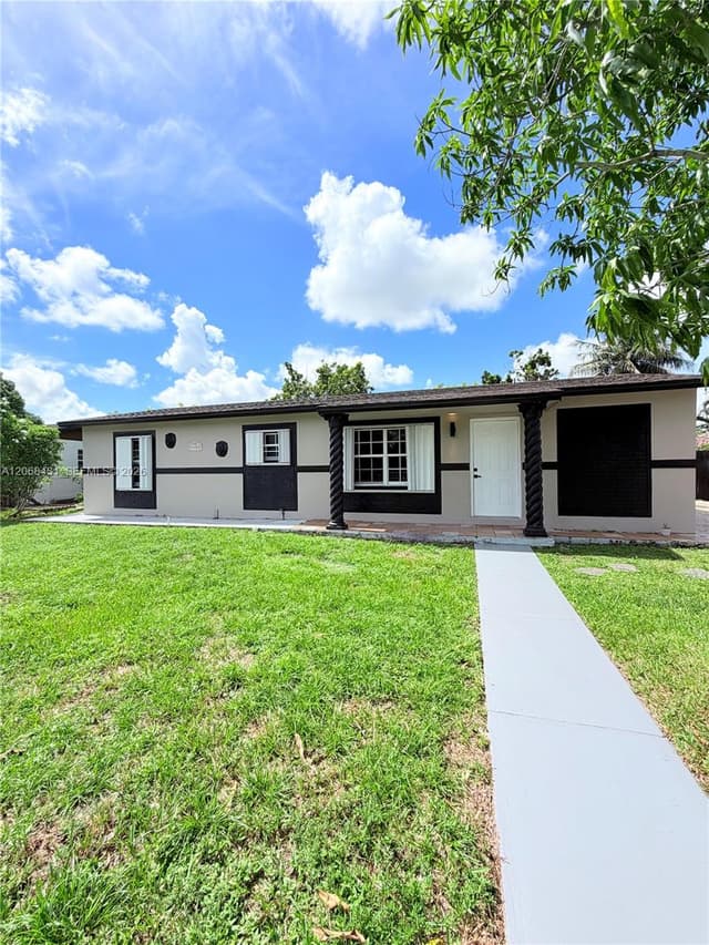 4492 NW 180th St, Miami Gardens FL 33055 - Miami Gardens, FL - Photo 3
