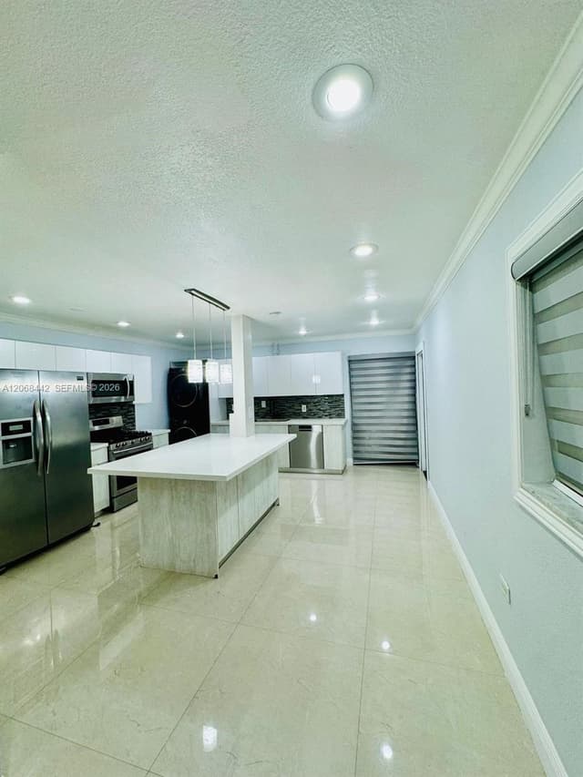 6812 Brookline Dr # 6812, Hialeah FL 33015 - Hialeah, FL - Photo 6