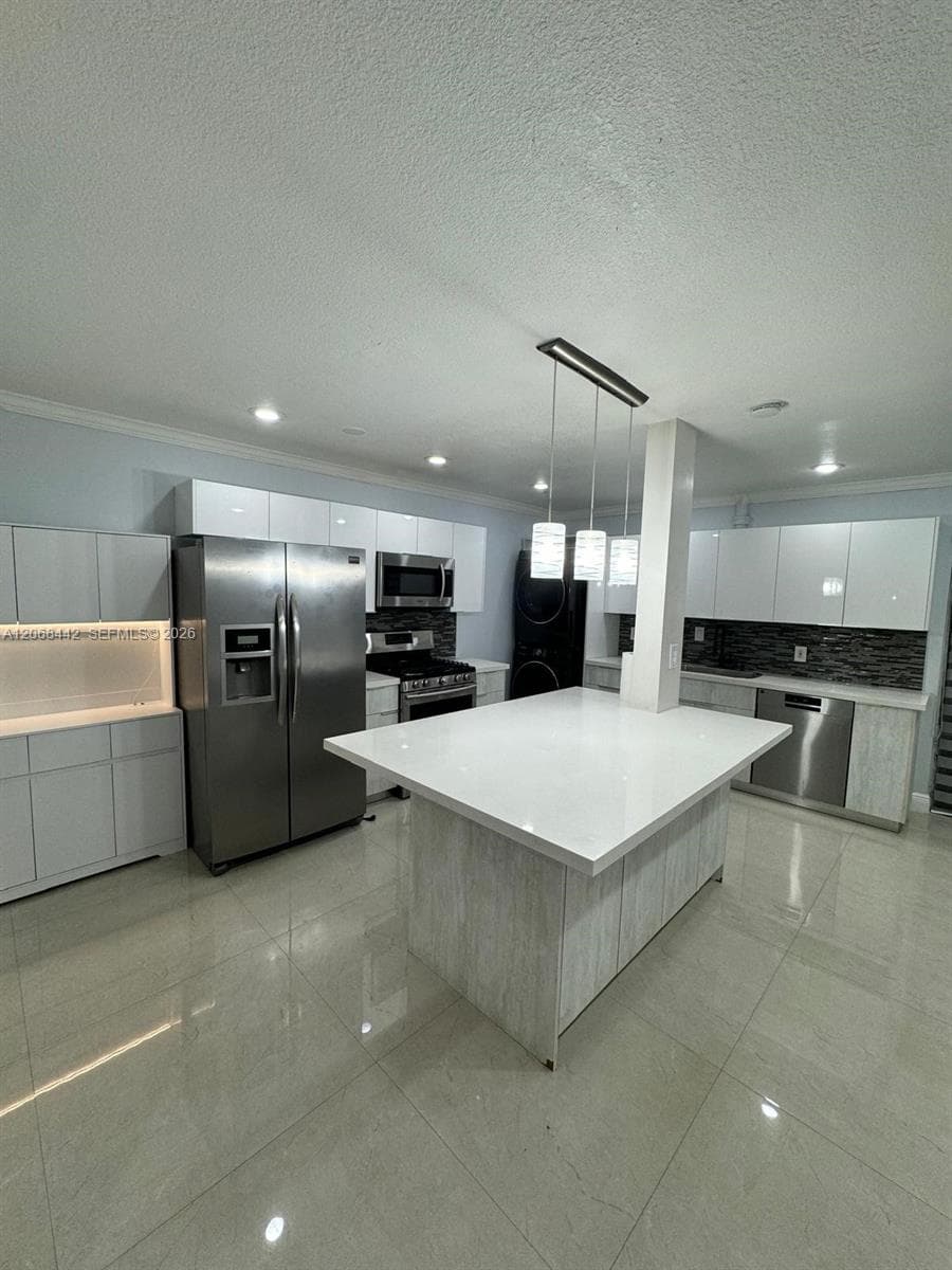 6812 Brookline Dr # 6812, Hialeah FL 33015 - Hialeah, FL - Photo 1