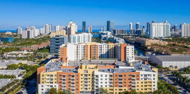 18800 NE 29th Ave # 221, Aventura FL 33180 - Aventura, FL - Photo 2