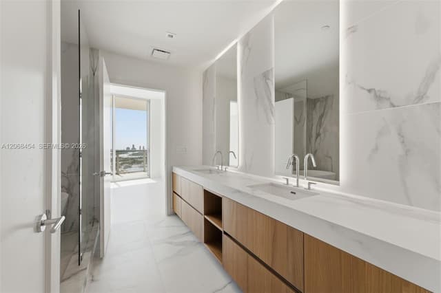 1400 Biscayne Blvd. # 3004, Miami FL 33132 - Miami, FL - Photo 6