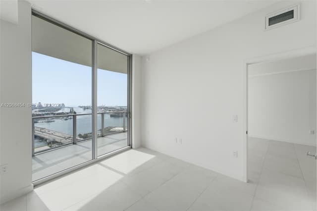 1400 Biscayne Blvd. # 3004, Miami FL 33132 - Miami, FL - Photo 3