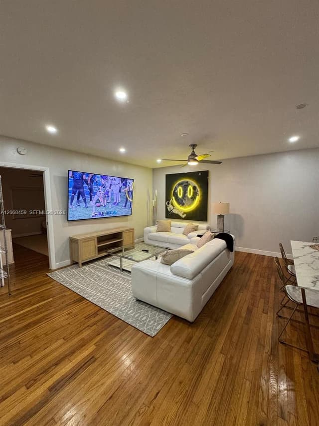 101 Collins Ave # 3, Miami Beach FL 33139 - Miami Beach, FL - Photo 2