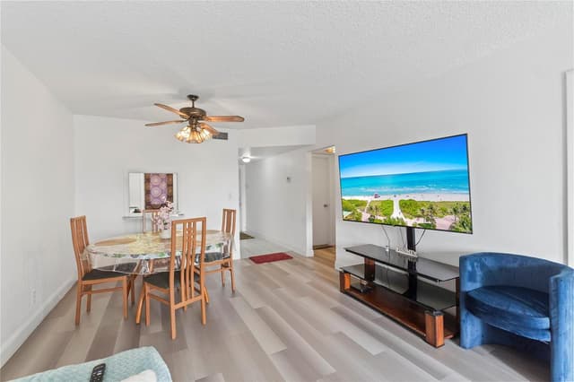 5800 W Margate Boulevard # 3, Margate FL 33063 - Margate, FL - Photo 4
