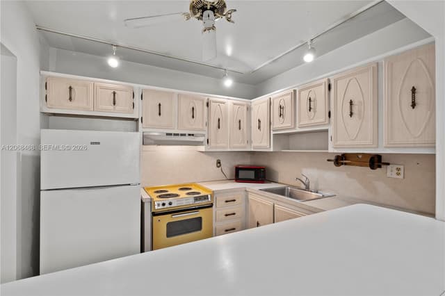 5620 SW 3rd Pl # 103, Margate FL 33068 - Margate, FL - Photo 3