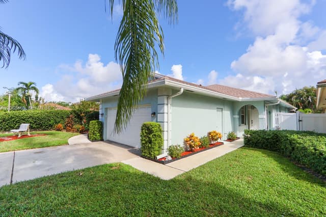 157 Sims Creek Ln, Jupiter FL 33458 - Jupiter, FL - Photo 2