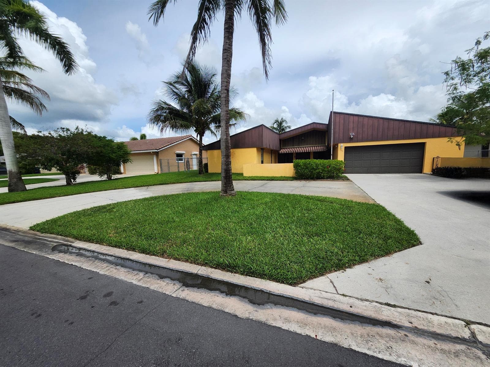 168 MEADOWLARK Drive, Royal Palm Beach FL 33411 - Royal Palm Beach, FL - Photo 1