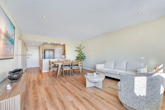 401 Golden Isles Dr # 1116, Hallandale Beach FL 33009 - Hallandale Beach, FL - Photo 2