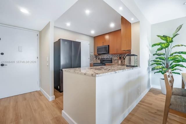 401 Golden Isles Dr # 1116, Hallandale Beach FL 33009 - Hallandale Beach, FL - Photo 7
