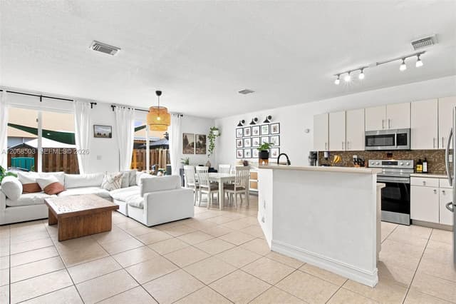 16628 SW 79th Ter, Miami FL 33193 - Miami, FL - Photo 7
