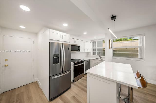 1408 Brickell Bay Dr # 518, Miami FL 33131 - Miami, FL - Photo 7