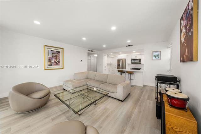 1408 Brickell Bay Dr # 518, Miami FL 33131 - Miami, FL - Photo 5