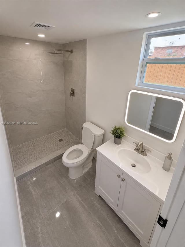 607 NW 8th Ave, Pompano Beach FL 33060 - Pompano Beach, FL - Photo 7
