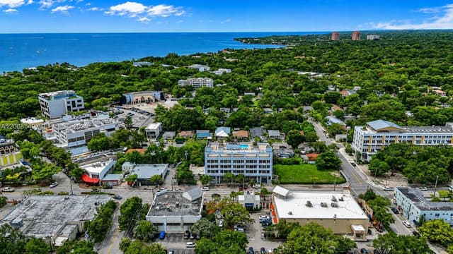 3250 Grand Ave # 406, Miami FL 33133 - Miami, FL - Photo 2