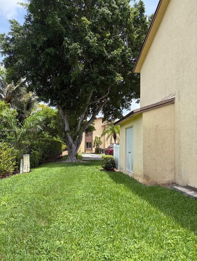 6623 Winfield Blvd # 4, Margate FL 33063 - Margate, FL - Photo 5