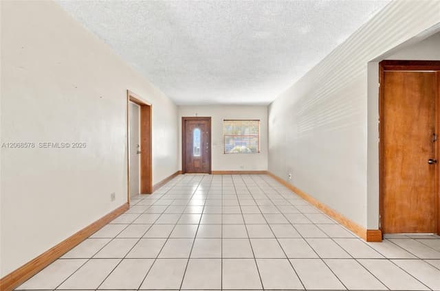 6710 SW 29th St, Miami FL 33155 - Miami, FL - Photo 2